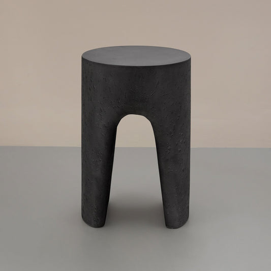 Tievanne Side Table Dark