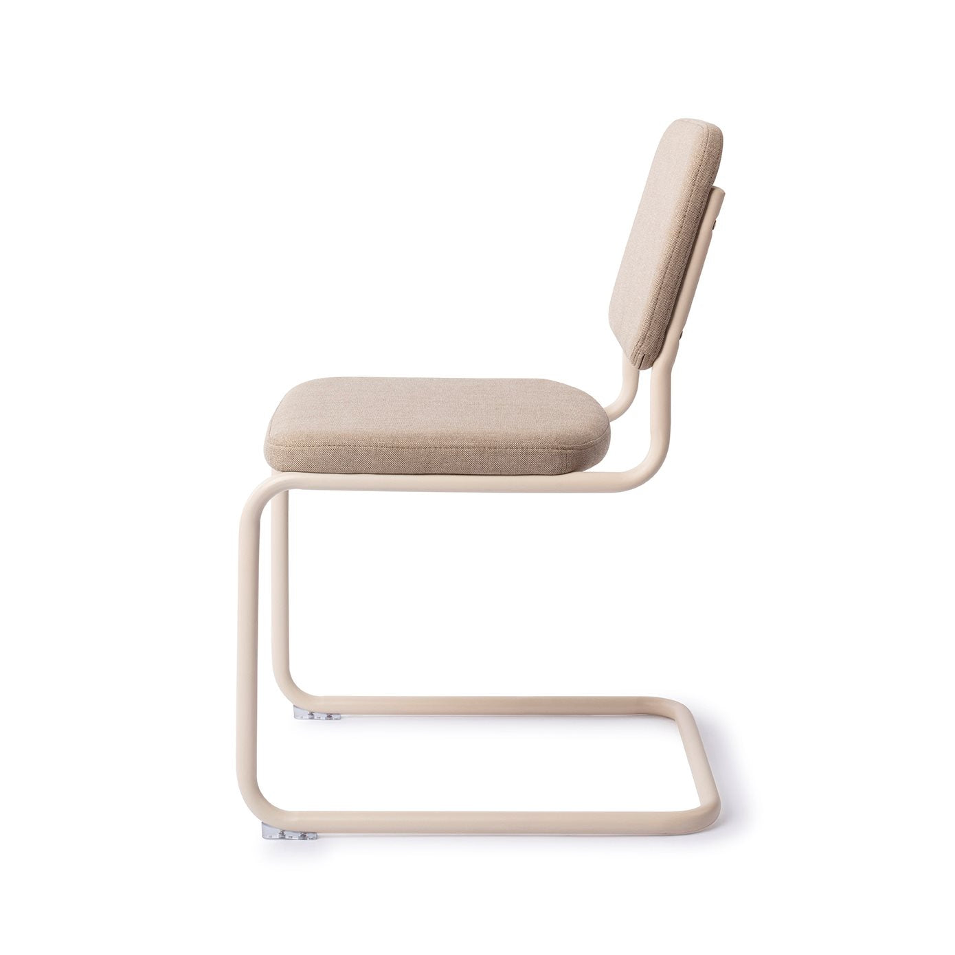 Mugi Dining Chair Mocha Mousse  Pearl