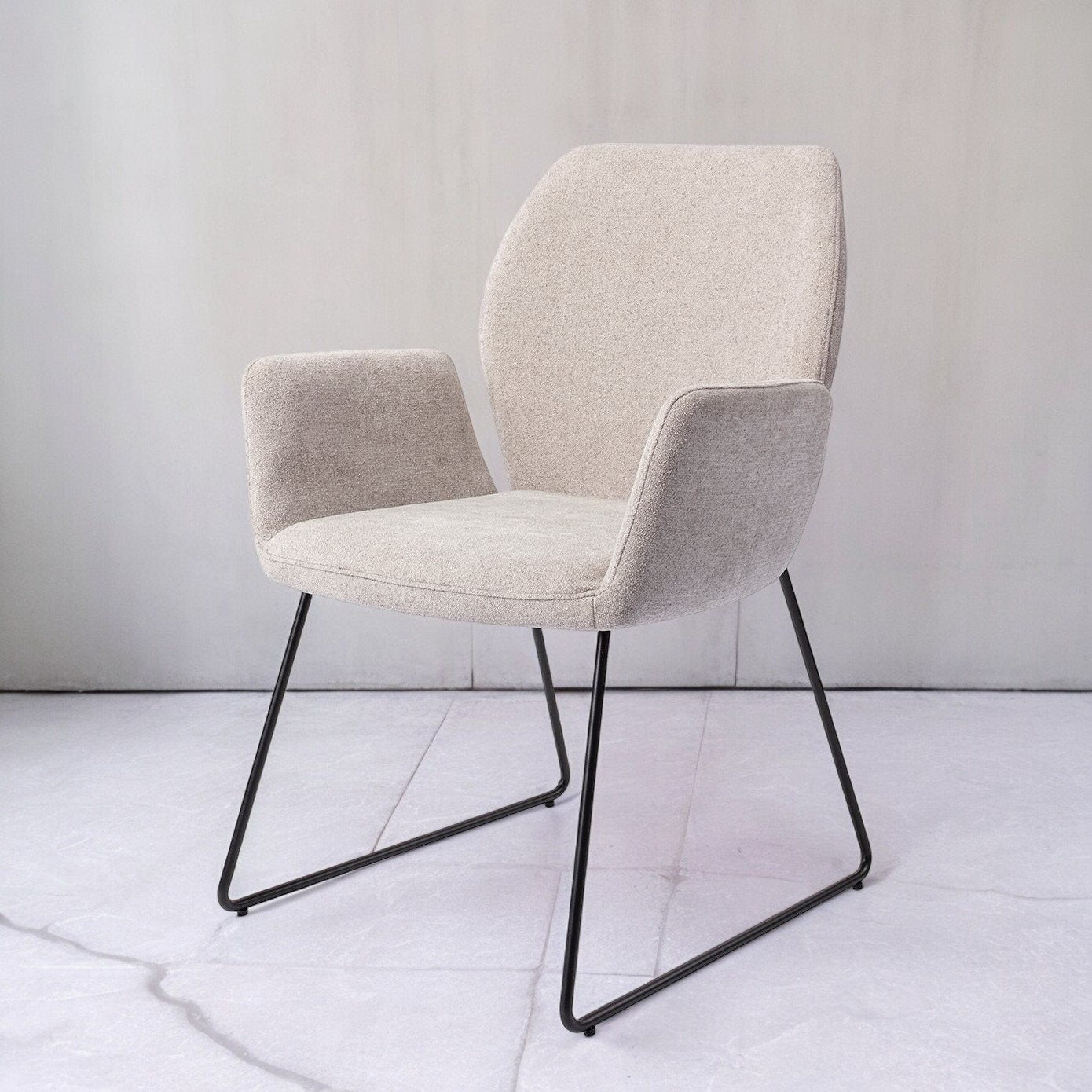 Misaki Dining Chair Pretty Plaster Slide Black