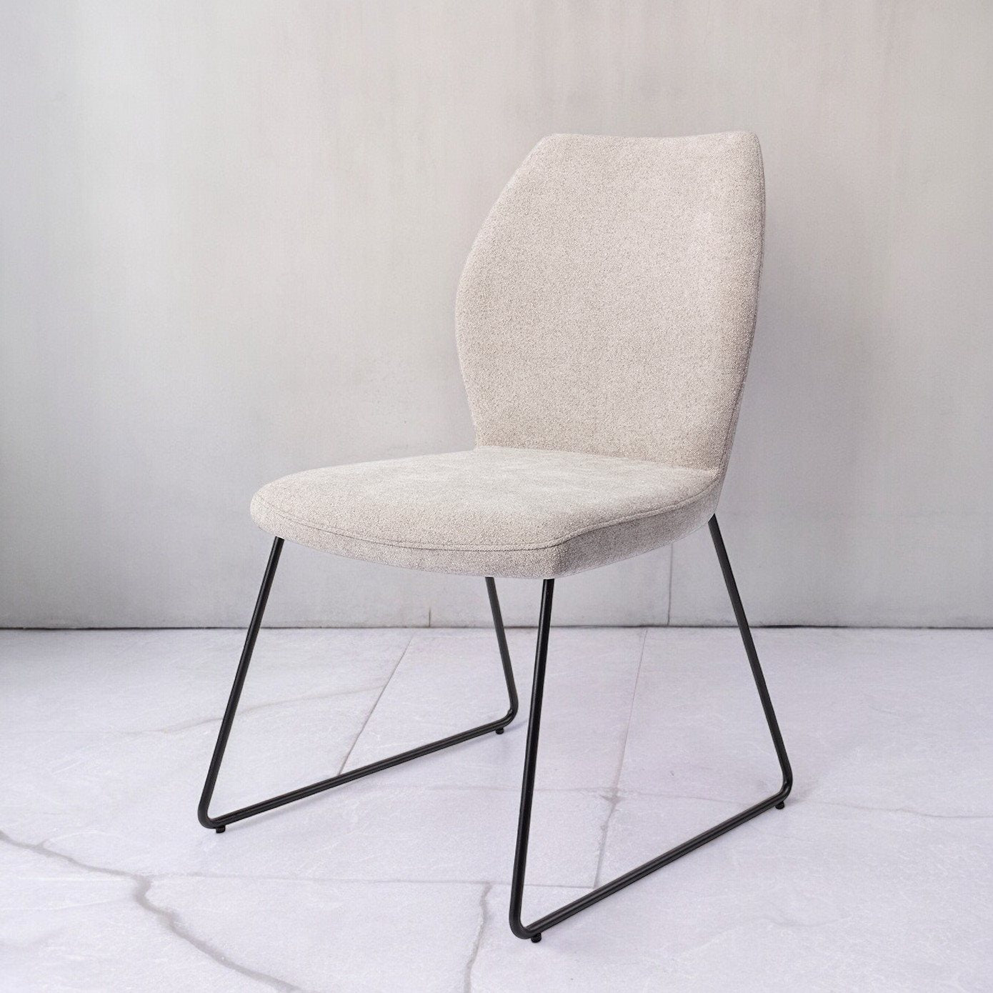 Ikata Dining Chair Pretty Plaster Slide Black